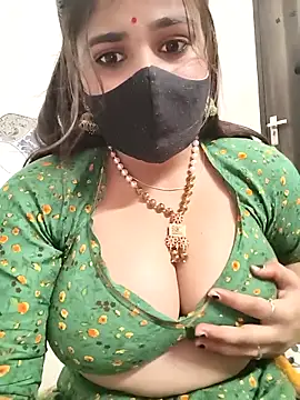 MISS RIYA14 online show from September 28, 2025, 3:02 am