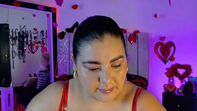 Snapshot of AndreaKinky chatting on February 10, 2026, 9:08 am AndreaKinky online show from February 10, 2026, 9:08 am