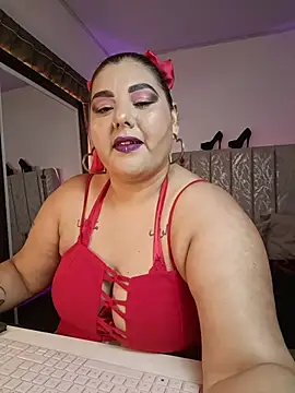 Snapshot of AndreaKinky chatting on February 2, 2026, 8:13 am AndreaKinky online show from February 2, 2026, 8:13 am