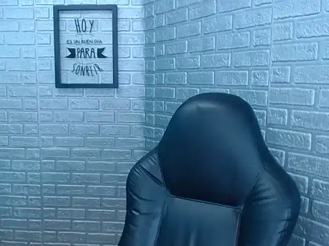 Snapshot of Blake_Mils chatting on April 7, 2026, 7:15 pm Blake Mils online show from April 7, 2026, 7:15 pm