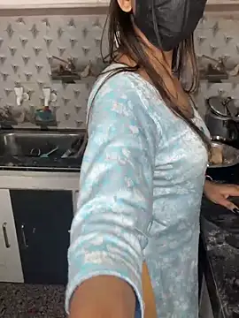 Snapshot of SEXY-SIMI-BHABI chatting on February 18, 2026, 7:49 am SEXY-SIMI-BHABI online show from February 18, 2026, 7:49 am