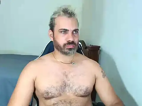 Snapshot of max_love255 chatting on January 18, 2026, 6:11 pm max love255 online show from January 18, 2026, 6:11 pm