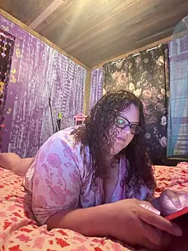 Fatpussybigass online show from May 26, 2026, 2:31 am