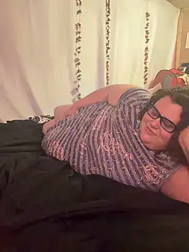Snapshot of Fatpussybigass chatting on June 14, 2026, 3:08 am Fatpussybigass online show from June 14, 2026, 3:08 am