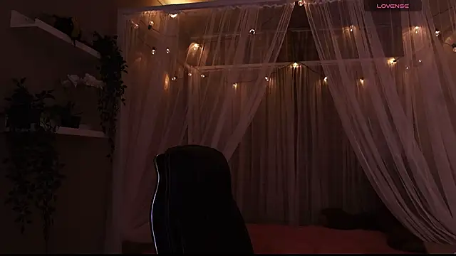 Snapshot of Sabrina_bloom chatting on September 14, 2025, 11:49 pm Sabrina bloom online show from September 14, 2025, 11:49 pm