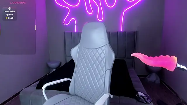 Snapshot of Sabrina_bloom chatting on September 13, 2025, 1:11 pm Sabrina bloom online show from September 13, 2025, 1:11 pm