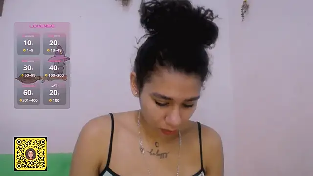 Snapshot of Nocturnawitch chatting on October 30, 2025, 3:09 pm Nocturnawitch online show from October 30, 2025, 3:09 pm