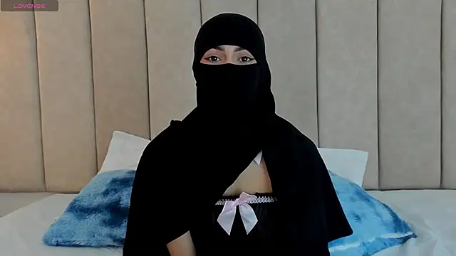  Zahiira  online show from March 13, 2026, 12:32 pm