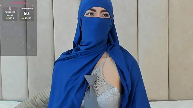  Zahiira  online show from November 7, 2025, 11:48 am