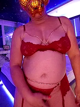 BigAssMom  online show from May 8, 2026, 3:16 pm