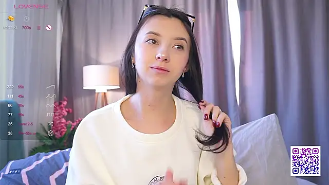 DaisyBlaze online show from March 23, 2026, 4:56 am