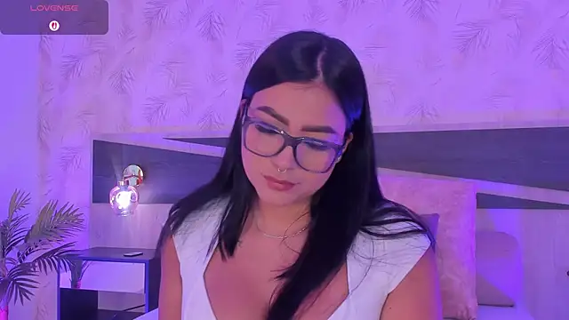 Snapshot of dana_hazze chatting on May 5, 2026, 4:26 am dana hazze online show from May 5, 2026, 4:26 am