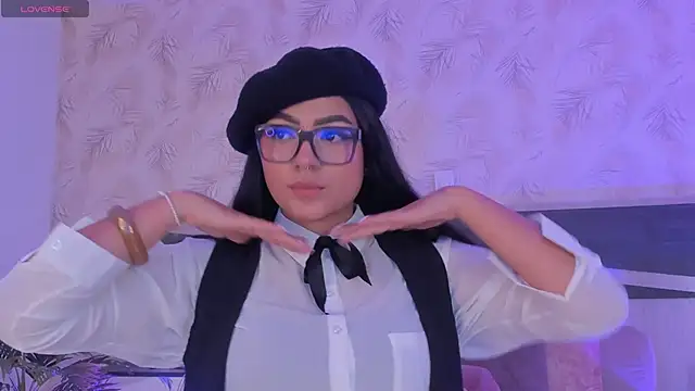 Snapshot of dana_hazze chatting on May 9, 2026, 4:49 am dana hazze online show from May 9, 2026, 4:49 am