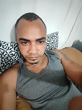 Snapshot of SanChacal5694 chatting on September 18, 2025, 3:31 am SanChacal5694 online show from September 18, 2025, 3:31 am