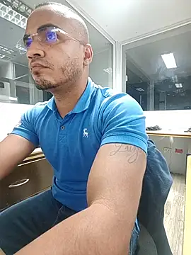 Snapshot of SanChacal5694 chatting on January 13, 2026, 10:57 pm SanChacal5694 online show from January 13, 2026, 10:57 pm