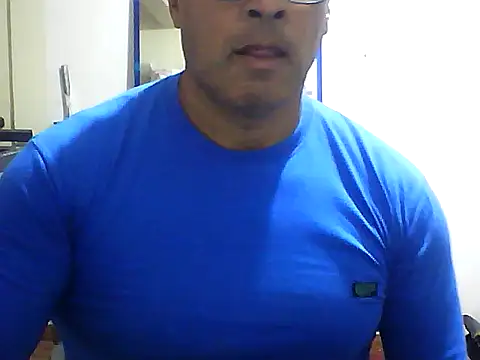 Snapshot of sexigym35 chatting on September 19, 2025, 8:46 pm sexigym35 online show from September 19, 2025, 8:46 pm