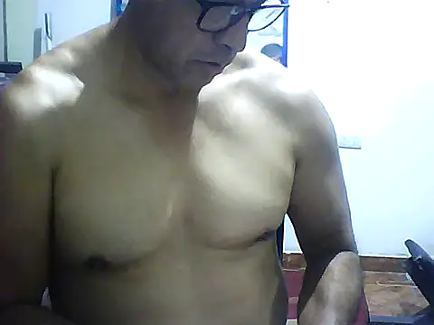 Snapshot of sexigym35 chatting on September 19, 2025, 2:48 am sexigym35 online show from September 19, 2025, 2:48 am