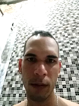 Snapshot of Alejandro260785 chatting on February 24, 2026, 1:39 am Alejandro260785 online show from February 24, 2026, 1:39 am