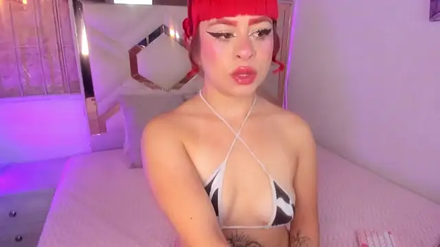 Snapshot of Venuss1_ chatting on February 17, 2026, 6:33 am Venuss1 online show from February 17, 2026, 6:33 am