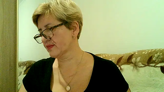 Dana4921 online show from November 16, 2025, 5:06 pm