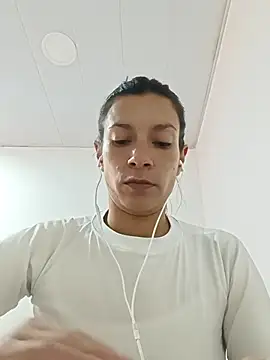 Snapshot of kim_lebanon chatting on November 26, 2025, 7:03 pm kim lebanon online show from November 26, 2025, 7:03 pm