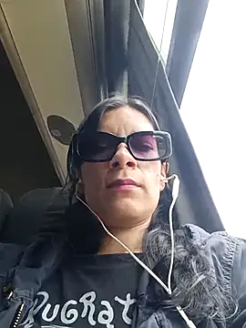 Snapshot of kim_lebanon chatting on October 20, 2025, 4:07 pm kim lebanon online show from October 20, 2025, 4:07 pm