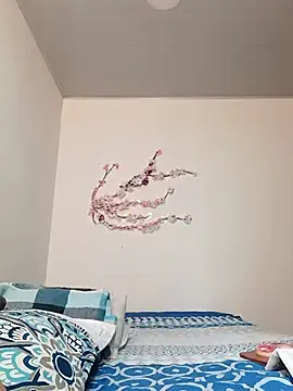 Snapshot of kim_lebanon chatting on February 6, 2026, 6:26 pm kim lebanon online show from February 6, 2026, 6:26 pm