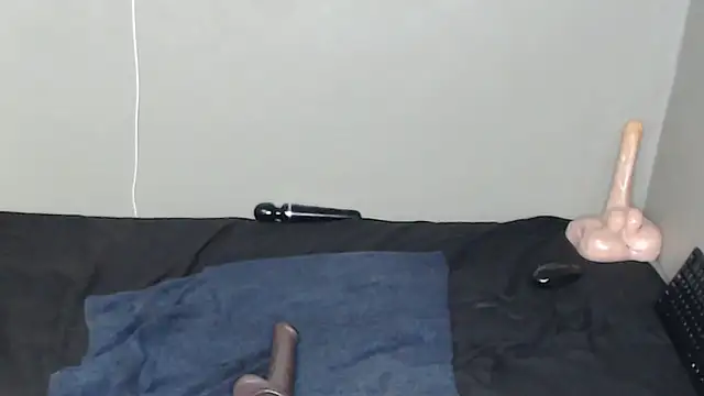 TrishahXo online show from February 22, 2026, 7:15 pm