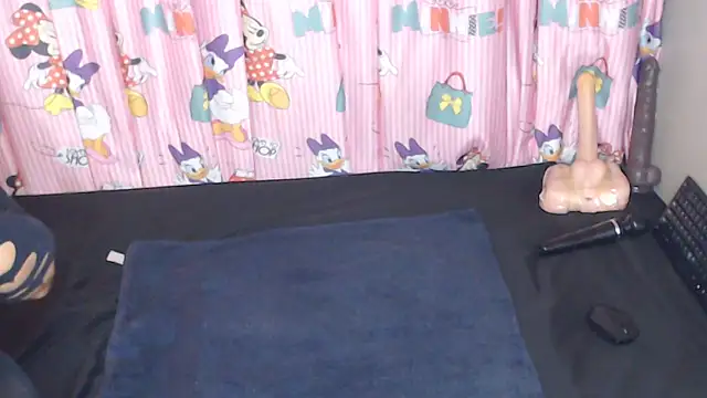 Snapshot of TrishahXo chatting on April 1, 2026, 4:04 pm TrishahXo online show from April 1, 2026, 4:04 pm