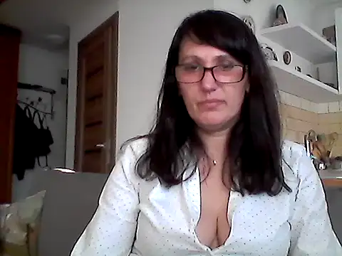 Snapshot of Elena48324 chatting on April 23, 2026, 4:52 pm Elena48324 online show from April 23, 2026, 4:52 pm
