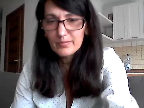 Snapshot of Elena48324 chatting on May 16, 2026, 10:36 am Elena48324 online show from May 16, 2026, 10:36 am