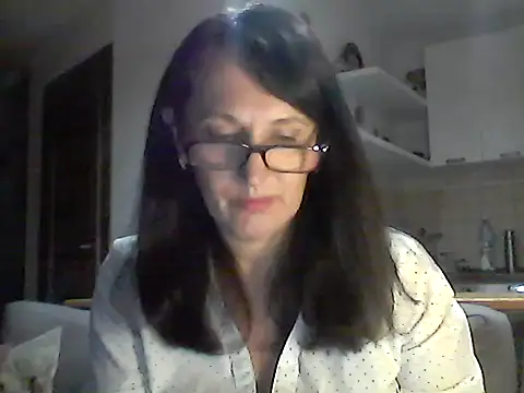 Snapshot of Elena48324 chatting on October 27, 2025, 6:31 pm Elena48324 online show from October 27, 2025, 6:31 pm