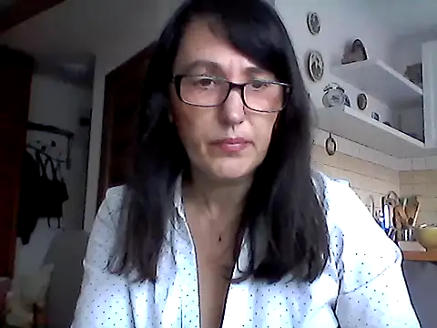 Snapshot of Elena48324 chatting on April 25, 2026, 12:41 pm Elena48324 online show from April 25, 2026, 12:41 pm
