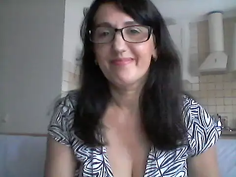 Snapshot of Elena48324 chatting on July 10, 2026, 11:43 am Elena48324 online show from July 10, 2026, 11:43 am