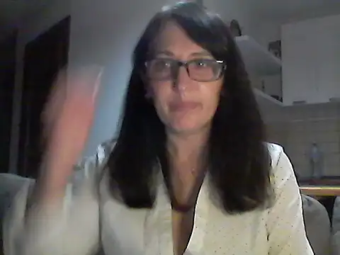 Snapshot of Elena48324 chatting on May 7, 2026, 6:00 pm Elena48324 online show from May 7, 2026, 6:00 pm