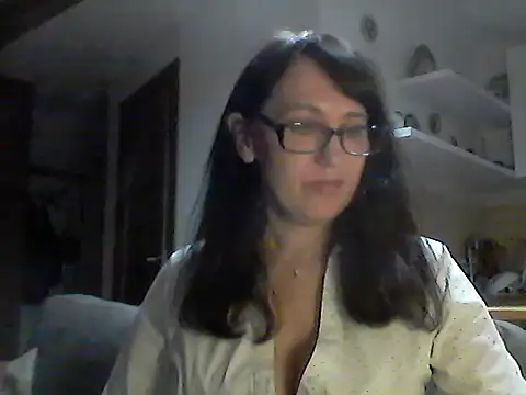 Snapshot of Elena48324 chatting on June 5, 2026, 6:57 pm Elena48324 online show from June 5, 2026, 6:57 pm