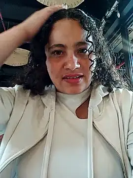 Yaya watson online show from October 28, 2025, 6:40 pm