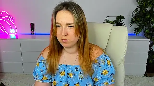 Sofii darling online show from February 6, 2026, 6:04 pm