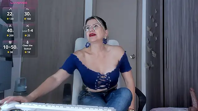 Snapshot of Ariana_costa chatting on February 6, 2026, 2:35 pm Ariana costa online show from February 6, 2026, 2:35 pm