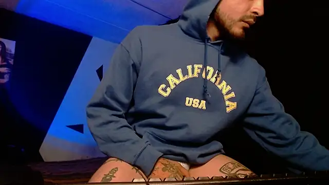 malek xarx  online show from October 25, 2025, 5:50 am