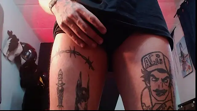 malek xarx  online show from November 8, 2025, 9:07 pm