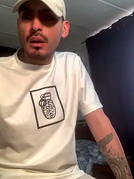 malek xarx  online show from November 23, 2025, 6:29 pm