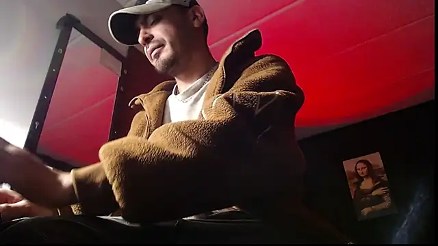 malek xarx  online show from November 25, 2025, 2:01 am