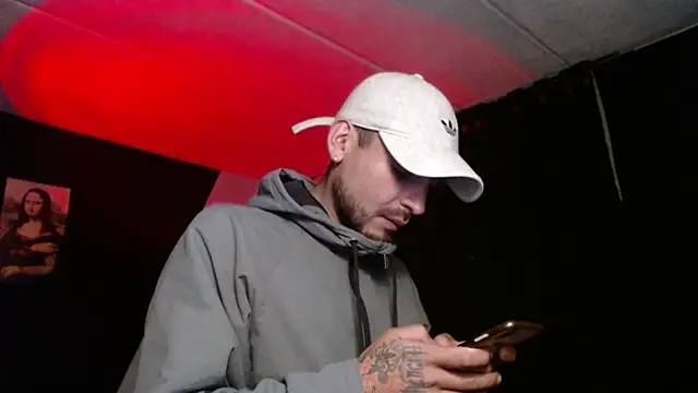 malek xarx  online show from October 19, 2025, 5:10 am