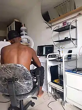 Jhoan Simply online show from February 4, 2026, 8:15 pm