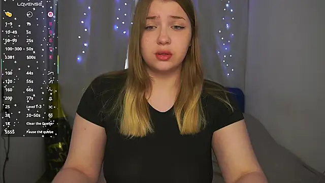 CuteSharloti online show from May 30, 2026, 5:51 pm