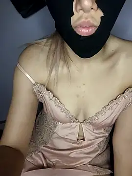 Snapshot of Maya_6 chatting on October 8, 2025, 2:24 am Maya 6 online show from October 8, 2025, 2:24 am