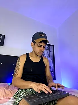 Luke Stone online show from November 12, 2025, 9:29 pm