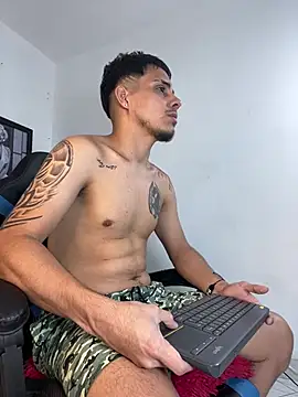 Luke Stone online show from April 1, 2026, 6:38 pm