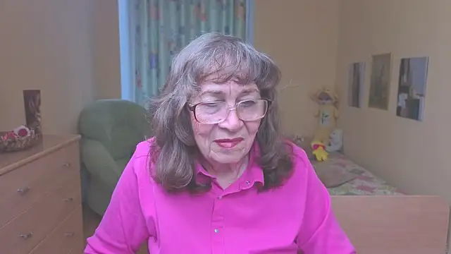 Betty Brick online show from May 14, 2026, 3:42 pm